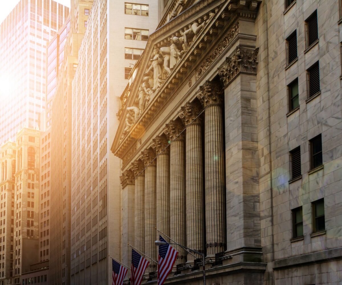 Stocks Push Higher as Chipmakers and AI Companies Rebound
