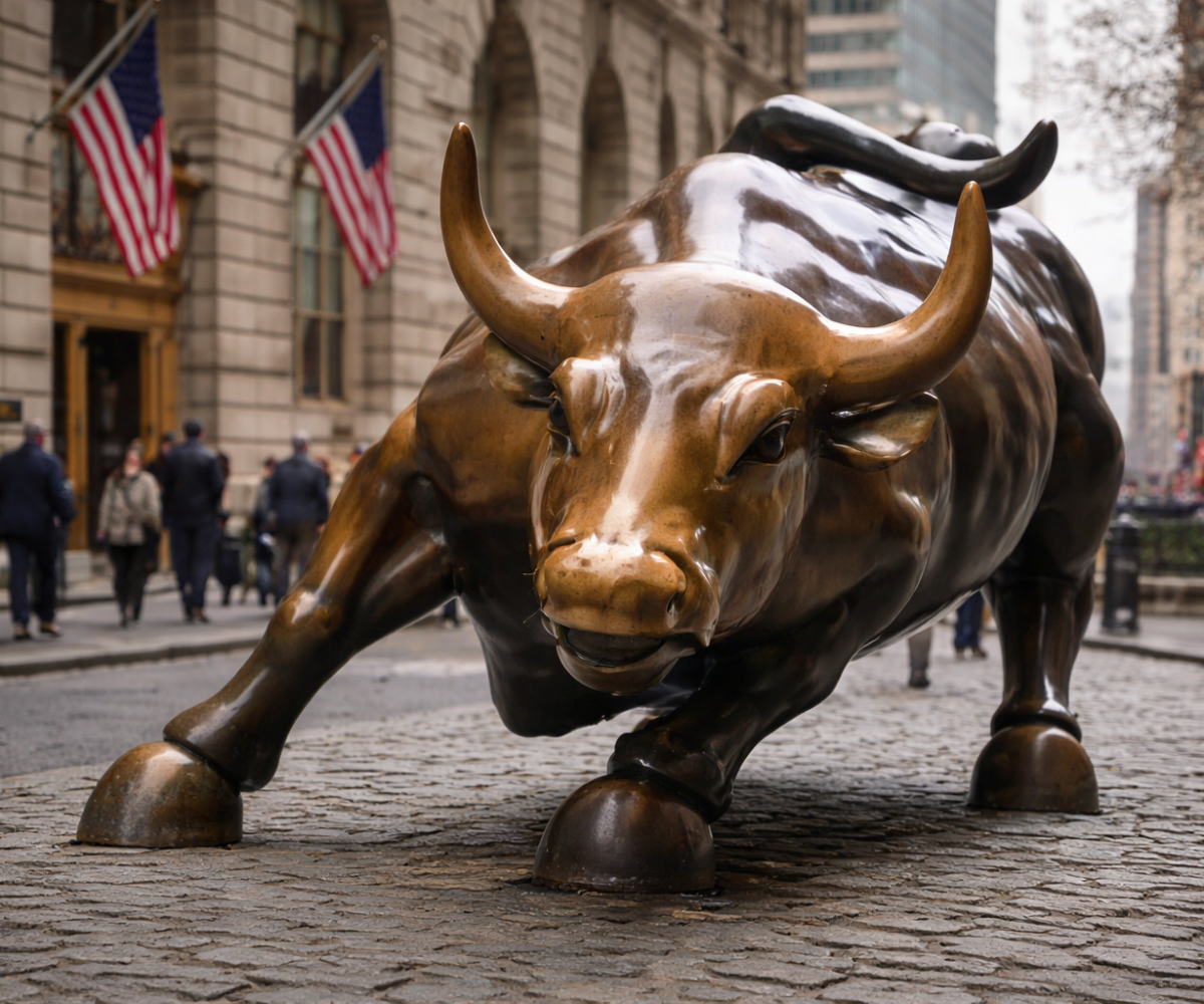 Dow closes 320 points higher as US stocks rebound after rate hike